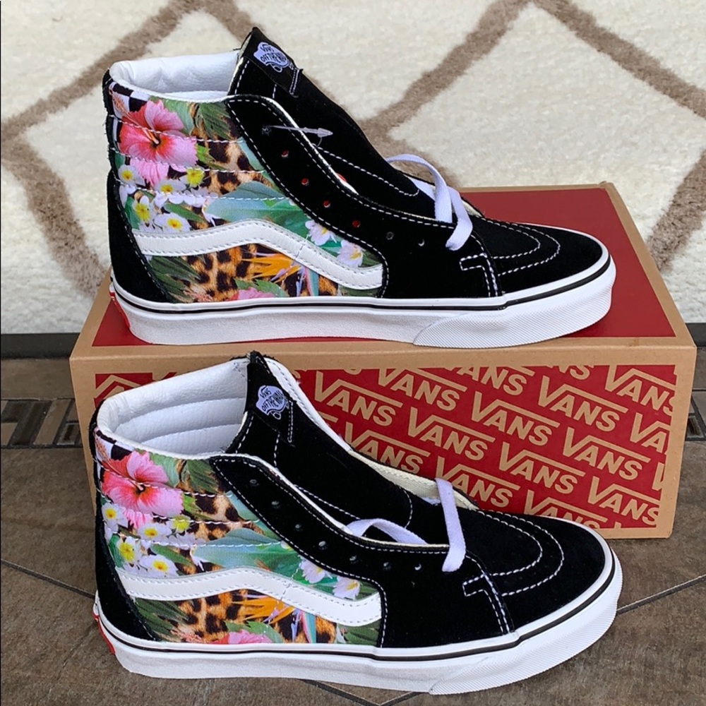 ••VANS SK8-Hi TROPICALANMICHK TRWHTMLT WMNS - Picture 2 of 16